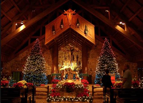 Tree In Church At Christmastime Christmas Scenery Beautiful