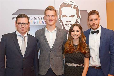 Spelling variations of this family name include: Auch Jogi Löw kam zur Spendengala der Matthias-Ginter ...