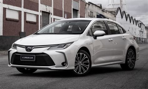 Toyota Corolla 2022 → Preço Consumo Versões Itens Fotos E Vídeos