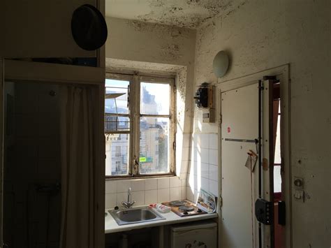 Chambre de bonne meublée de 11 m² au 5e et dernier étage d'un immeuble sur cour, sécurisée par digicode et code pour accès à. Vente Chambre De Bonne Paris 4Em Arrondissement 75004 ...