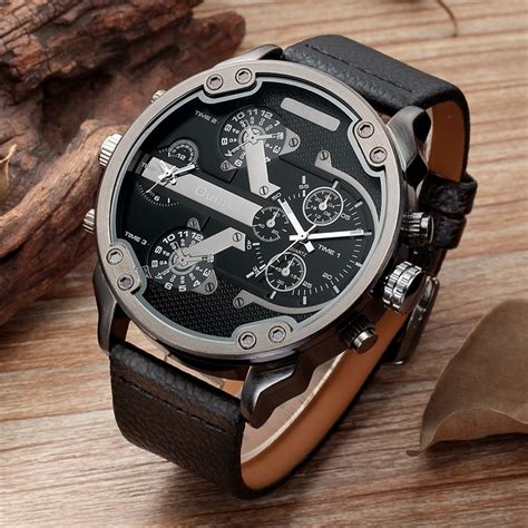 Famous Designer Mens Watches Top Brand Luxury Quartz Watch Oulm PU Leather Big Dial Military ...