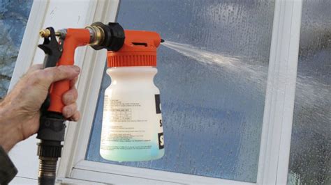 Clean Your Windows Like A Pro Today Our Guide Gives You Tips For How To Wash Your Windows