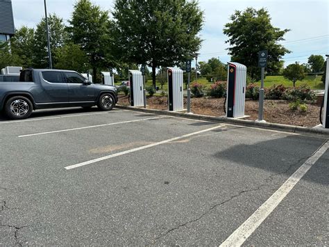 REI Charlotte (1) | Charlotte, NC | EV Station