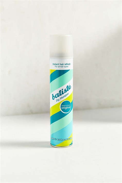 Batiste dry shampoo