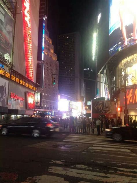 Before using city squared, we recommend using the latest version of google chrome or firefox. Time Square New York city
