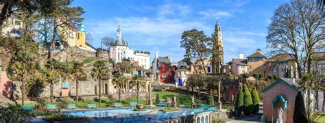 Campsites With Swimming Pools In Portmeirion Gwynedd