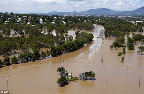 Australia Flood Queenslands Army Commander Leads Massive Rescue