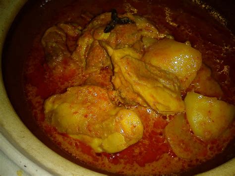 For now, do check out this. Cooking Pleasure: NYONYA KARI KAY CHICKEN CURRY
