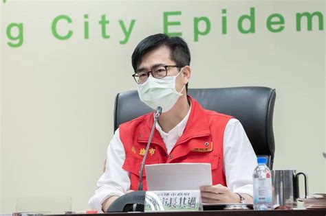 今日新增確診數 = (cdc發佈之新增確診數) 請點此連結, 查閱校正回歸相關資料. 高雄所有確診者都找到感染源!陳其邁：請放心!高雄社區是安全的 - 高雄市 - 自由時報電子報