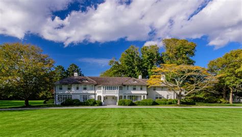 Jackie Os Hamptons Home Is Back On The Market For 29995m Apartment