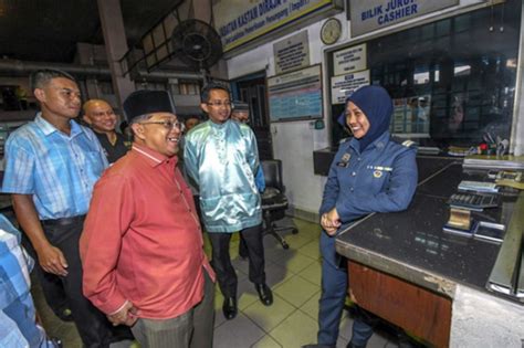 Untuk makluman anda, jumlah peruntukan bagi bajet 2018 adalah. CUEPACS Rayu Rumah Mampu Milik Untuk Penjawat Awam ...