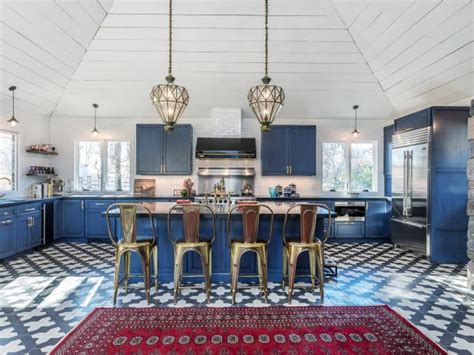 After an issue with my initial delivery, wong product on the freight truck, wayfair immediately shipped a new order. Eclectic Kitchen With Glass Lanterns and Moroccan Tile ...