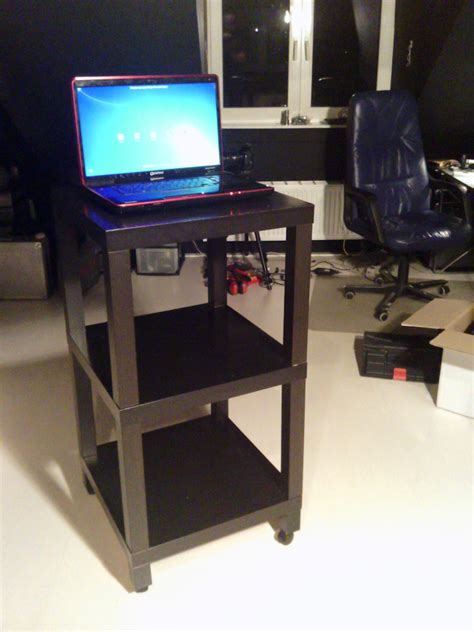 Standing Workplace - Triple Lack side-table - Rolling - Dirt cheap