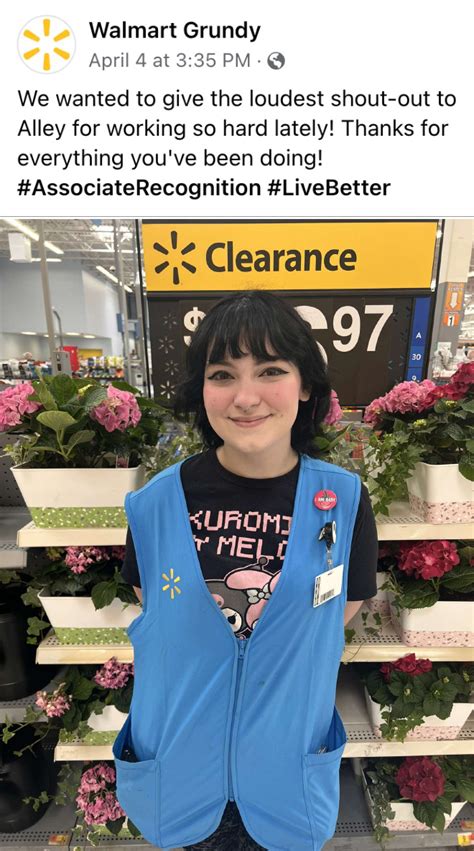 Walmart Employee Of The Week Gets Hilariously Excellent Customer Reviews