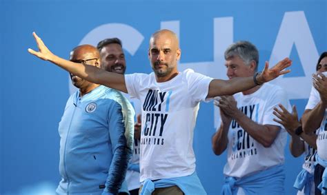 Following an era where the moment of transition between defence and attack had been pinpointed as the single most decisive. Pep Guardiola blijft tot medio 2021 bij City | Sportnieuws