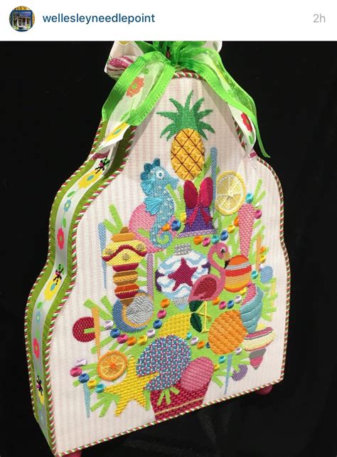 Raymond crawford | Needlepoint christmas, Needlepoint stitches, Quilt