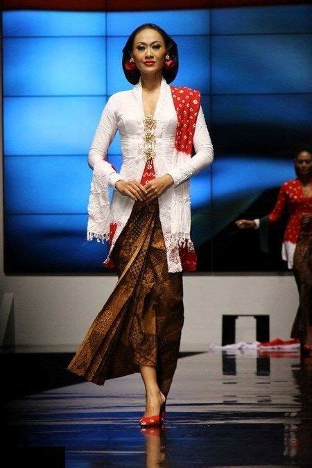 Model Kebaya Kartini Bali