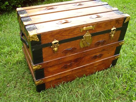 Ca 1890 Refinished Flat Top Antique Trunk With Original Interior Tray