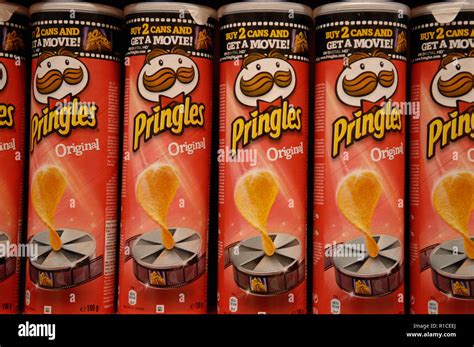 Pringles Original Flavor Chips Hi Res Stock Photography And Images Alamy