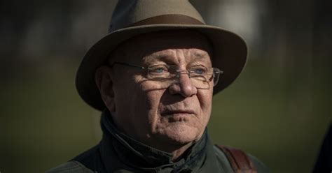 He was awarded best european director for his film eldorado at the 2nd european film. Bereményi Géza: Az írás legkéjesebb része a titkok kiadása ...