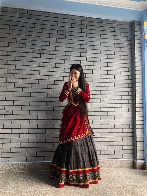 Pin By Jessica Vj On Outfits Gurung Dress Magar Dress Nepali Cute Long Sleeve Dresses