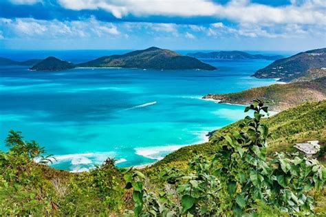 6 Best Caribbean Island Hopping Destinations