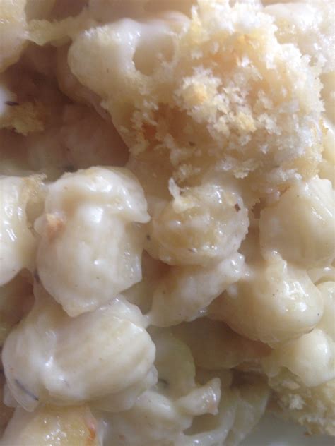 How To Transform Stringy Mac And Cheese Into A Delicious Meal
