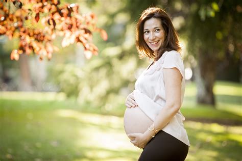 Sesiones De Fotos Para Embarazadas En El Embarazo En Madrid