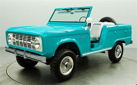 A Ford Bronco Pickup To Rival The Jeep Gladiator 34