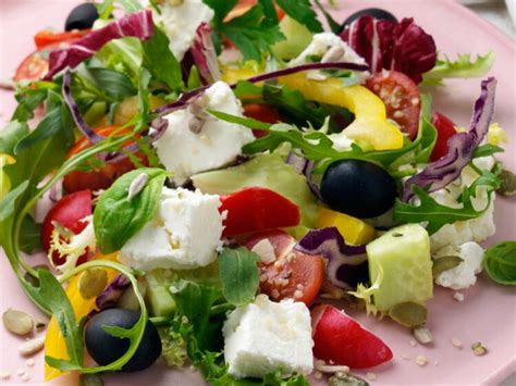 Les recettes faciles et originales. Salade composée colorée - Recettes : recette sur Cuisine ...