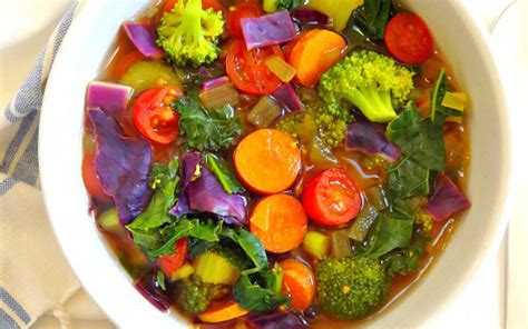 It is the old reliable of chicken soup recipes. Cleansing Detox Soup Vegan | One Green Planet
