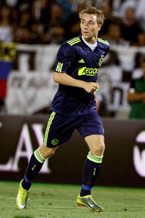 Эриксен кристиан (eriksen christian) футбол полузащитник дания 14.02.1992. 20 Under 20: Twenty Teenage Footballers To Watch Out For ...