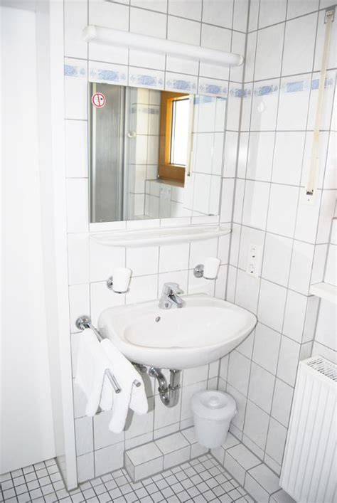 We did not find results for: Federseeklinik Bilder Zimmer : Bilder Und Fotos Zu ...