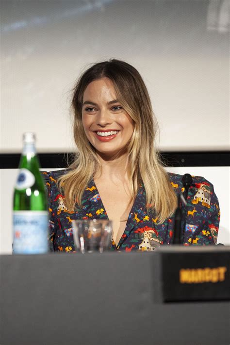 Margot Robbie At Once Upon A Time In Hollywood Press Conference In Rome