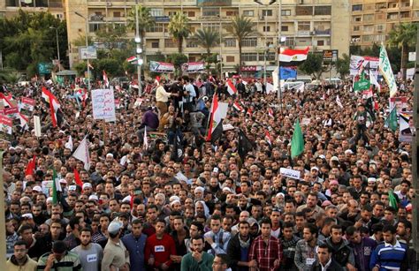 توقع تقرير صادر عن وزارة الزراعة الأمريكية ارتفاع حجم واردات مصر من التفاح الطازج فى عام 2021/2020 لتسجل نحو 255 ألف طن مترى مقابل 253 ألفا فى عام 2020/2019 مشاهدة احداث مظاهرات مسجد رابعة العدوية اليوم 14-12-2012 ...