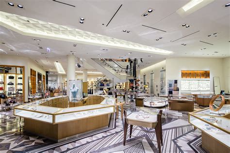 Barneys: Chicago Retail — Architecture Photography | Commercial Real Estate Photographer