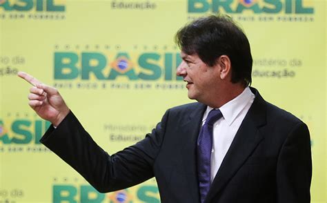 Pros Afirma Que Cid Gomes é Escolha Pessoal De Dilma Para Educação 05012015 Poder