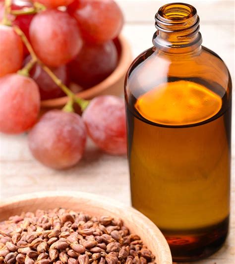 Depending on your hair, grapeseed oil might work just great as a sealant after a great wash and conditioning session. Grapeseed Oil For Hair: 4 Effective Ways To Use & Tips