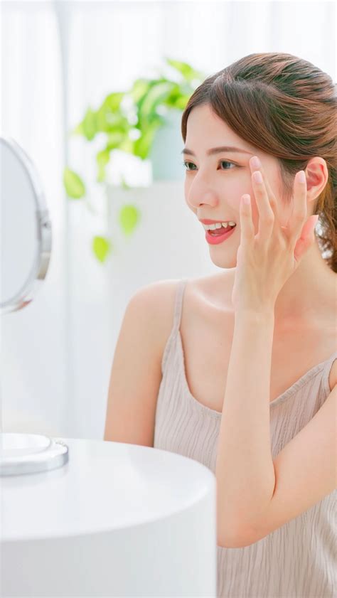 Bikin Bulu Mata Lentik Kembali, Cukup dengan Jari