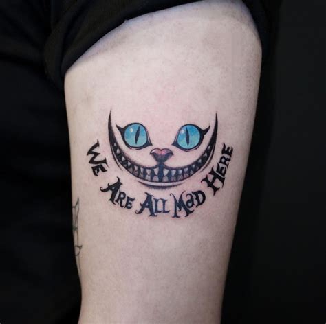 26 Cheshire Cat Tattoos For Wonderland In 2021 Cheshire Cat Tattoo