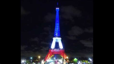 Tour Eiffel Tricolore Les Couleurs Du Drapeau De La France Youtube