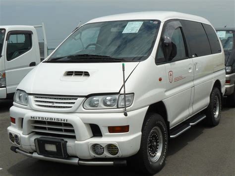 mitsubishi delica space gear picture 4 reviews news specs buy car