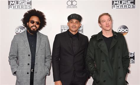Major lazer & martin garrixwhatch out for this animals. Major Lazer: Diplo Talks New Music & Making a Summer Smash ...