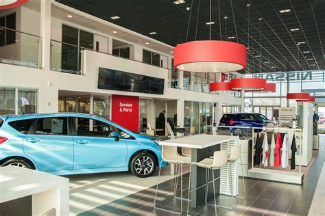 The use of virtual and augmented reality 2018. Car Showroom "Pdf" / 17+ Automotive Brochure Templates ...