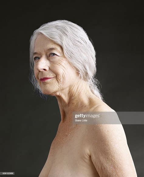 Horny Amateur Older Woman