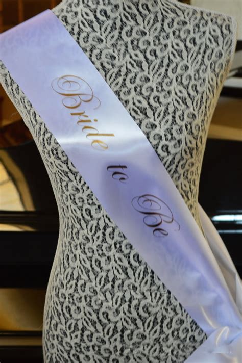 1pcs White Bride To Be Sash Mother Of The Bride Sashes Girls Night Hen