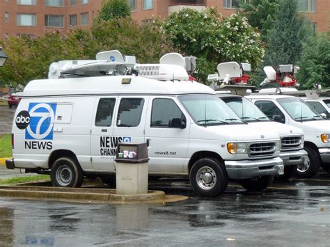 Abc News Van Line Up Abc News Washington Dc Emergencyvehicles Flickr
