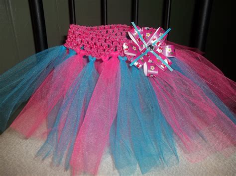 15 with matching bow hello kitty tutu handmade tutu hello kitty