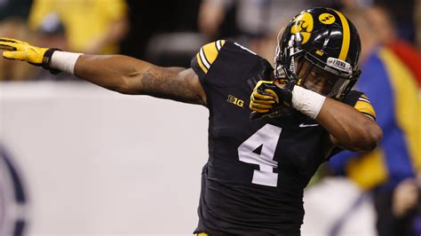 iowa hawkeyes undrafted free agent tracker black heart gold pants