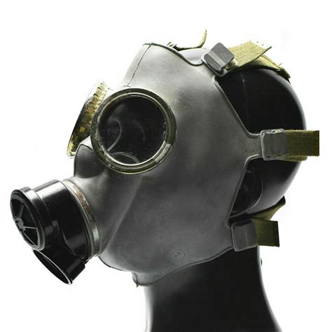 Cold War Era Polish Gas Mask Mc 1 Original Mask Genuine Respiratory